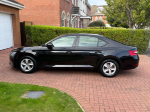 2019 Skoda Superb 2.0 Tdi S Euro 6 (s/s) 5dr in Black — image 5