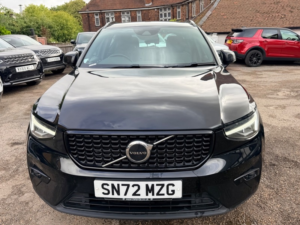 2022 Volvo Xc40 Recharge T4 Plus in Black — image 2