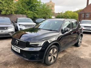 2022 Volvo Xc40 Recharge T4 Plus in Black — image 3