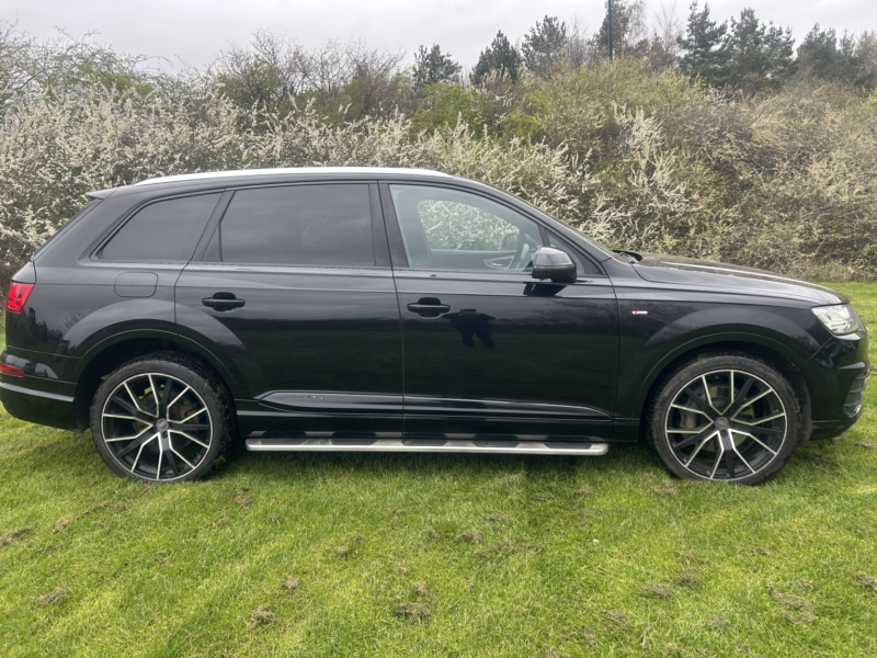 2016 Audi Q7 3.0 Tdi V6 S Line in Black — image 1