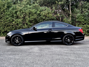 2015 Mercedes-Benz C Class 2.1 C250 Cdi Amg Sport Edition in Black — image 6