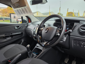 2016 Renault Captur 0.9 Tce Energy Dynamique S Nav SUV 5dr Petrol Manual Euro 6 (s/s) (90 Ps) in Orange — image 5
