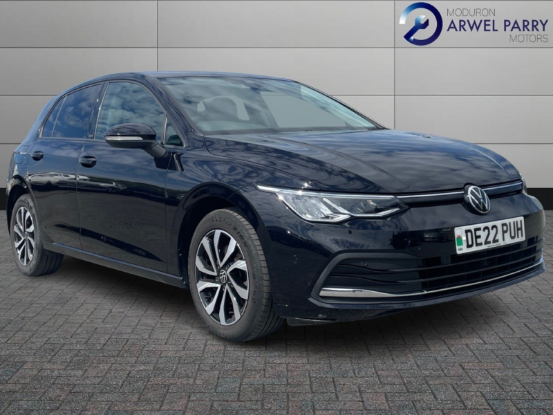 2022 Volkswagen Golf 1.5 Tsi Active in Black — image 1
