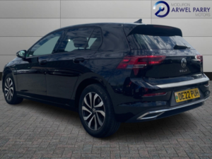 2022 Volkswagen Golf 1.5 Tsi Active in Black — image 5