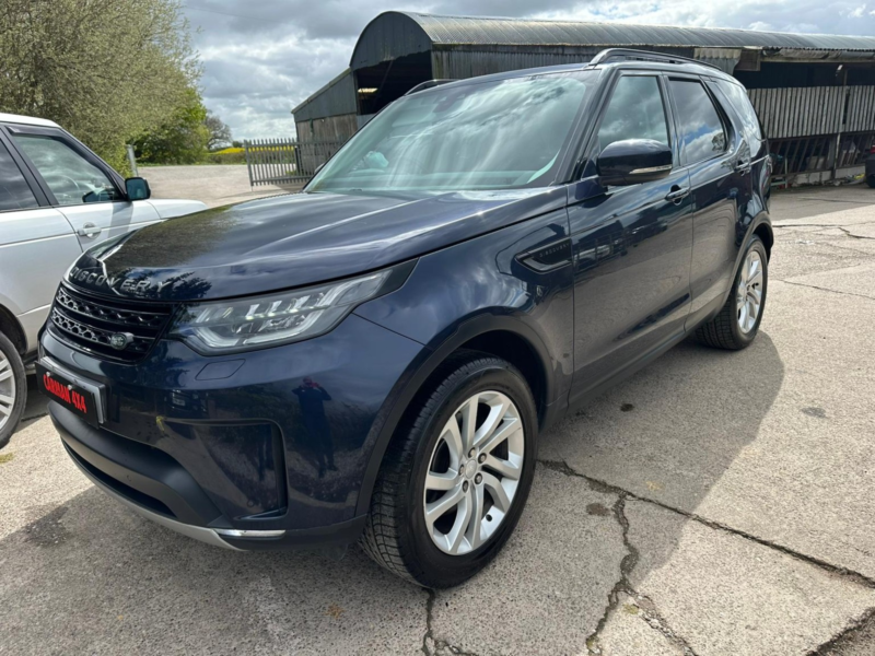 2017 Land Rover Discovery 2.0 Sd4 Hse in Blue — image 1