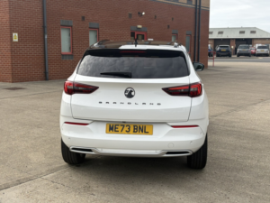 2024 Vauxhall Grandland 1.2 Grandland Ultimate 1.2 130ps 8 Speed Auto in White — image 5