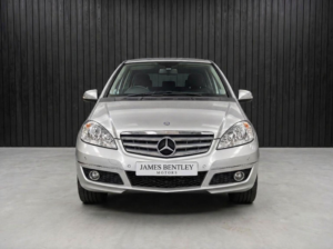 2011 Mercedes-Benz A Class 2.0 A180 Cdi Avantgarde Se CVT 5dr in Silver — image 3