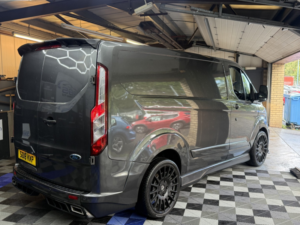 2018 Ford Transit Custom 2.0 Tdci 270 Limited in Grey — image 6