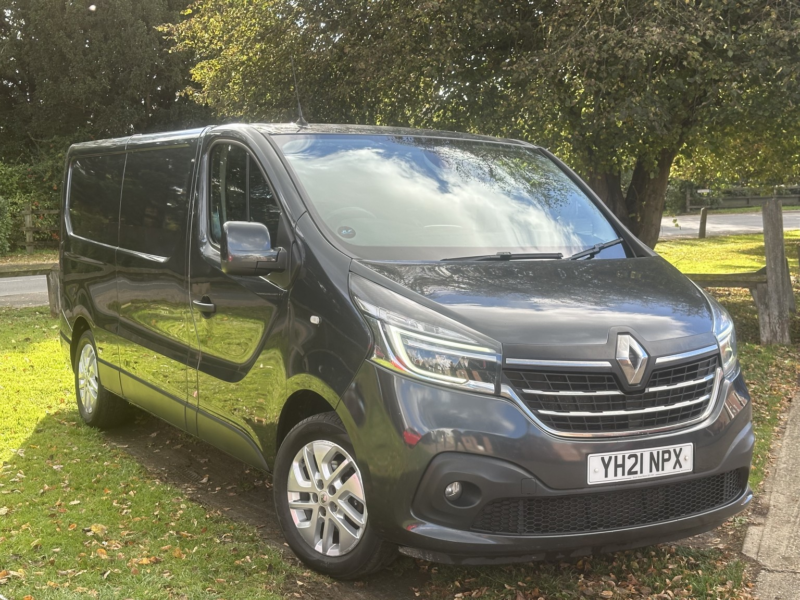 2021 Renault Trafic 2.0 Ll30 Energy Dci 145 Sport My21 in Grey — image 1