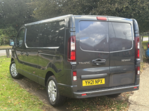2021 Renault Trafic 2.0 Ll30 Energy Dci 145 Sport My21 in Grey — image 3