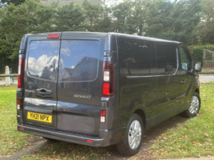 2021 Renault Trafic 2.0 Ll30 Energy Dci 145 Sport My21 in Grey — image 4