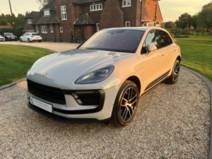 2022 Porsche Macan 2.0 T Auto MPV AWD in Grey — image 4