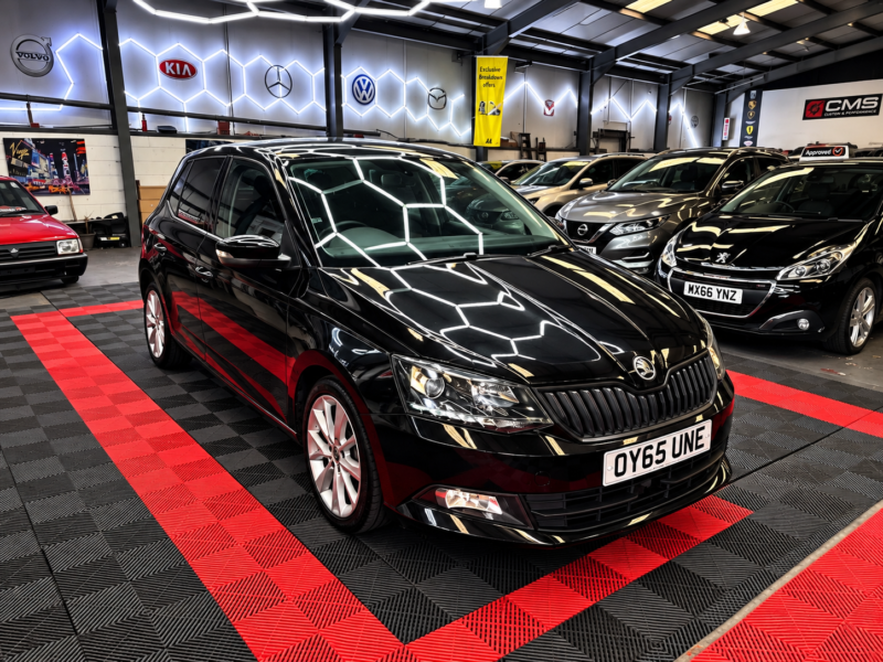 2015 Skoda Fabia 1.4 Tdi Se L in Black — image 1