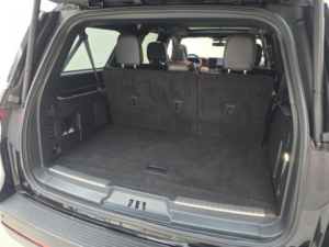 2023 Lincoln Navigator Presidential 3.5 in Black — image 4