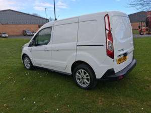 2021 Ford Transit Connect 1.5 200 Ecoblue Limited Panel Van 5dr Diesel Manual L1 Euro 6 (s/s) (120 Ps) in White — image 3