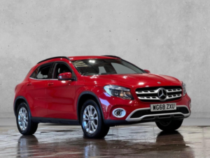2018 Mercedes-Benz Gla 1.6 Gla200 Se (executive) Euro 6 (s/s) 5dr in Red — image 6