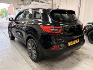 2017 Renault Kadjar 1.2 Signature Nav Tce 130 in Black — image 3