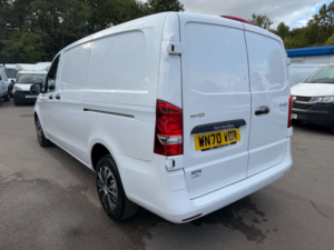 2020 Mercedes-Benz Vito 1.7 114 Cdi Progressive Panel Van 5dr Diesel Manual Fwd L2 Euro 6 (s/s) (lwb) (136 Ps) in White — image 5