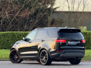 2017 Land Rover Discovery 3.0 Td V6 Hse Luxury Auto 4WD Euro 6 (s/s) 5dr in Black — image 5