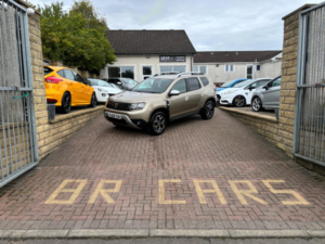 2018 Dacia Duster 1.5 Blue Dci Prestige Euro 6 (s/s) 5dr in Beige — image 2
