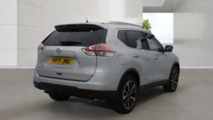 2017 Nissan X-Trail 1.6 Dci Tekna in Silver — image 3