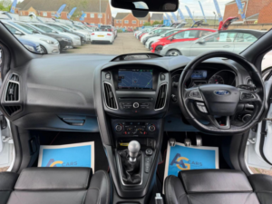 2015 Ford Focus 2.0t Ecoboost St-3 Euro 6 (s/s) 5dr in White — image 2
