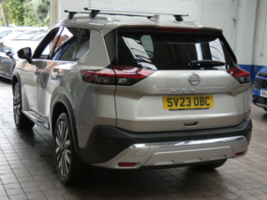 2023 Nissan X-Trail 1.5 Dig-T Mhev Tekna+ SUV 5dr Petrol Hybrid Xtron Euro 6 (s/s) (163 Ps) in Silver — image 4