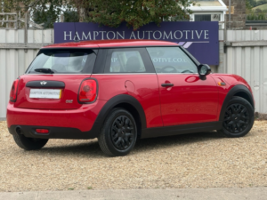 2017 MINI Hatch 1.2 One Hatchback 3dr Petrol Manual Euro 6 (s/s) (102 Ps) in Red — image 5