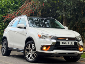 2017 Mitsubishi Asx 2.2 Di-D 4 SUV 5dr Diesel Auto 4WD Euro 6 (147 Ps) in White — image 5