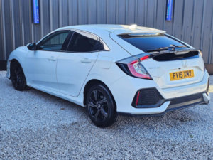 2019 Honda Civic 1.6 I-Dtec Sr Euro 6 (s/s) 5dr in White — image 4