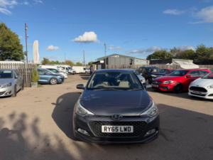 2015 Hyundai I20 1.4 Se Euro 6 5dr in Grey — image 2