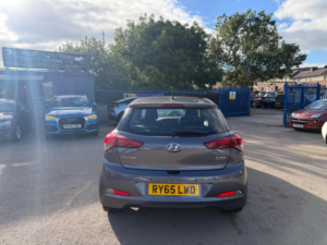 2015 Hyundai I20 1.4 Se Euro 6 5dr in Grey — image 5