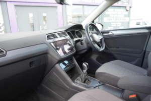 2022 Volkswagen Tiguan 1.5 Tsi Life Euro 6 (s/s) 5dr in Grey — image 3