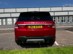 2017 Land Rover Range Rover Sport 3.0 Range Rover Sport Hse Sdv6 Auto 4WD 5dr in Red — image 5