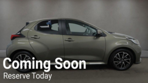 2023 Toyota Yaris 1.5 Vvt-H Design E-CVT Euro 6 (s/s) 5dr in Bronze — image 5