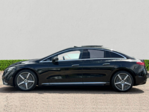 2024 Mercedes-Benz Eqe Eqe 300 89kwh Amg Line (premium) Saloon 4dr Electric Auto (245 Ps) in Black — image 4
