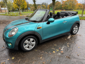 2016 MINI Convertible 1.5 Cooper D Convertible 2dr Diesel Manual Euro 6 (s/s) (116 Ps) in Blue — image 2