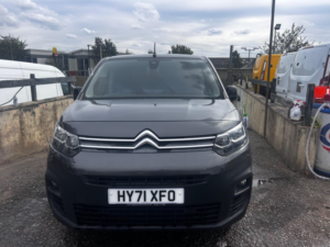 2021 Citroen Berlingo 1.5 Bluehdi 1000 Driver M Pro Eat8 Swb Euro 6 (s/s) 5dr in Grey — image 3