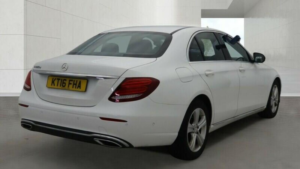 2016 Mercedes-Benz E Class 2.0 E220d Se G-Tronic+ Euro 6 (s/s) 4dr in White — image 4