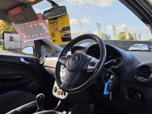 2012 Vauxhall Corsa 1.2 16v Active Hatchback 5dr Petrol Manual Euro 5 (85 Ps) in Yellow — image 5