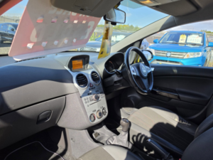 2012 Vauxhall Corsa 1.2 16v Active Hatchback 5dr Petrol Manual Euro 5 (85 Ps) in Yellow — image 6