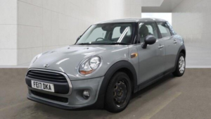 2017 MINI Hatch 1.2 One Euro 6 (s/s) 5dr in Grey — image 5