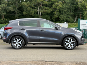 2018 Kia Sportage 1.7 Crdi Gt-Line SUV 5dr Diesel Manual Euro 6 (s/s) (114 Bhp) in Silver — image 4
