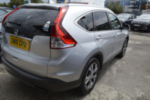 2015 Honda Cr-V 2.0 I-Vtec Sr in Silver — image 2