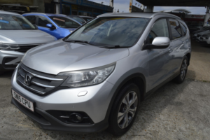 2015 Honda Cr-V 2.0 I-Vtec Sr in Silver — image 3