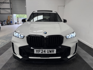 2024 BMW X5 3.0 X5 Xdrive30d M Sport in White — image 6