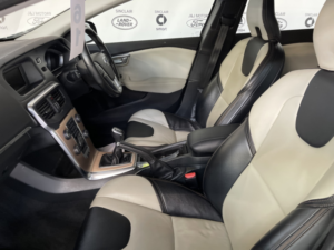 2014 Volvo V40 Cross Country 1.6 D2 Lux in Grey — image 4