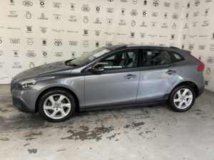 2014 Volvo V40 Cross Country 1.6 D2 Lux in Grey — image 5