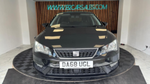 2019 SEAT Leon 1.6 Tdi Se Dynamic DSG Euro 6 (s/s) 5dr in Black — image 3