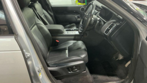 2019 Land Rover Discovery 2.0 Sd4 Se Auto 4WD Euro 6 (s/s) 5dr in Silver — image 2